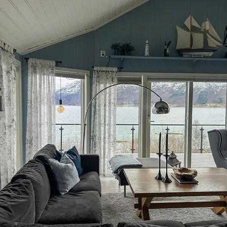 Vakantiehuis With Northern Lights Near Stetinden Ballangen
